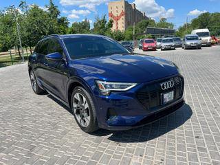 Audi e-tron, 2022 г.