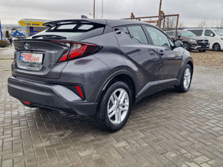 Toyota C-HR foto 4