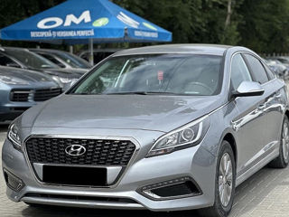 Hyundai Sonata foto 1