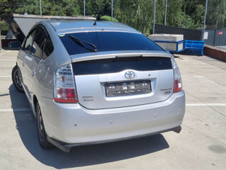 Toyota Prius foto 2