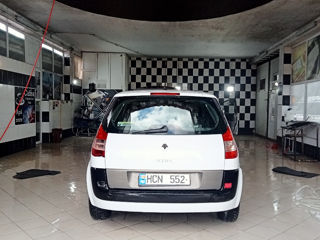 Renault Scenic foto 3