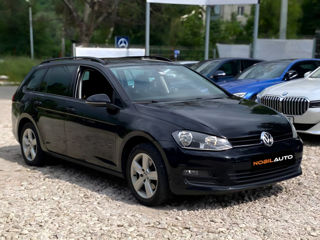 Volkswagen Golf foto 2