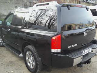 Nissan Armada foto 4