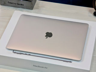 MacBook Air Retina 2022 (Apple M1/16Gb Ram/256Gb SSD/13.3" Retina) foto 12