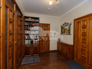 Apartament cu 2 camere, 80 m², Botanica, Chișinău foto 12