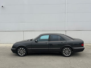 Mercedes E-Class foto 6