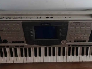 Yamaha psr2000 foto 2