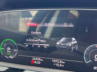 Audi e-tron фото 6