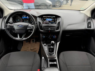 Ford Focus foto 10