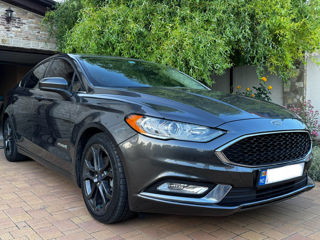 Ford Fusion foto 3