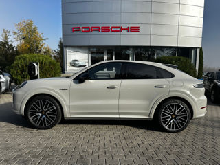 Porsche Cayenne Coupe foto 5