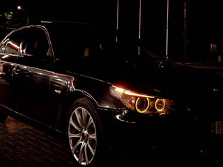 BMW 5 Series foto 3