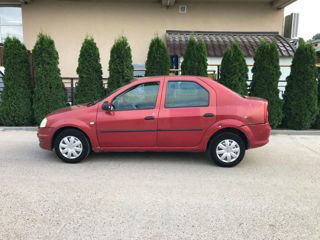 Dacia Logan foto 2