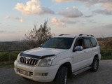 Toyota Land Cruiser Prado foto 2