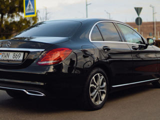 Mercedes C-Class foto 3