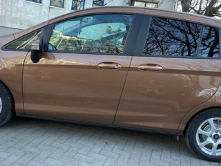 Ford B-Max foto 2