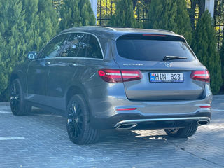 Mercedes GLC foto 4