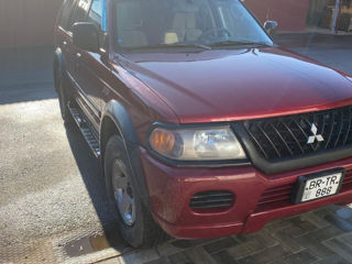 Mitsubishi Montero Sport foto 6