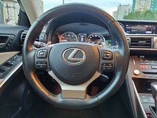 Lexus IS Series foto 10