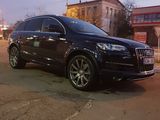 Audi Q7 foto 2