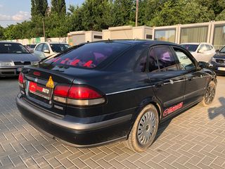 Mazda 626 foto 3