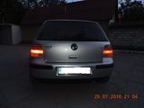 Volkswagen Golf foto 1