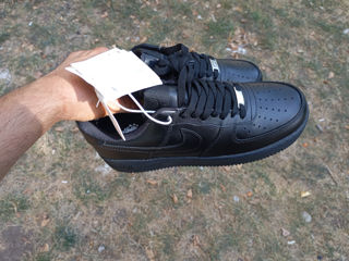 Nike air force black din piele natural din Anglia foto 7