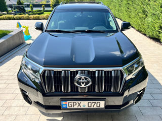 Toyota Land Cruiser Prado foto 1