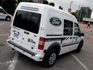 ford transit connect razborca