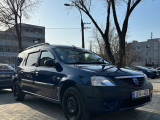 Dacia Logan foto 3