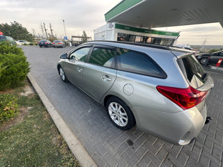 Toyota Auris foto 6