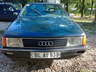 Audi 100 foto 1