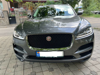 Jaguar F-PACE foto 6