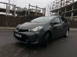 Toyota Prius + foto 2