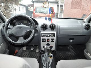 Dacia Logan foto 3