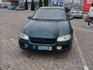 Opel Omega foto 5