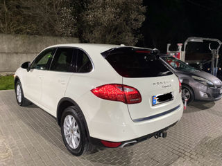 Porsche Cayenne foto 2