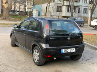 Opel Corsa foto 3