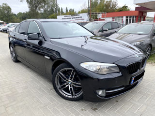 BMW 5 Series foto 4