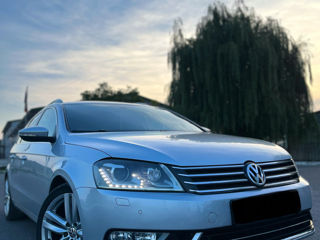 Volkswagen Passat foto 1