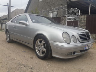 Mercedes CLK Class foto 1