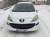 Peugeot 207 foto 2