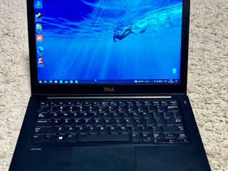 DELL Latitude 7280 12.5". Superb. Doar 200 euro