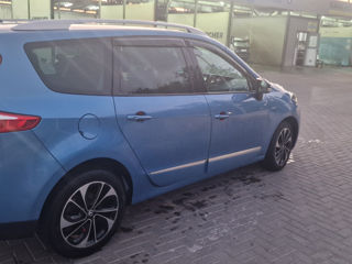 Renault Grand Scenic foto 2