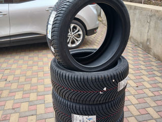 255/40/R20 Bridgestone foto 2