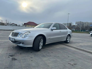 Mercedes E-Class foto 9