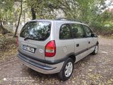 Opel Zafira foto 7