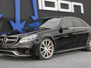 Mercedes E-Class foto 1