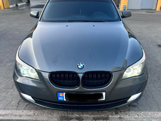 BMW 5 Series foto 8