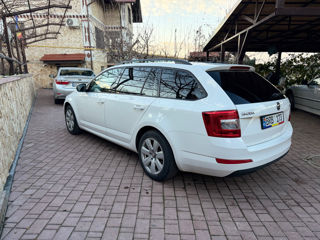 Skoda Octavia foto 4